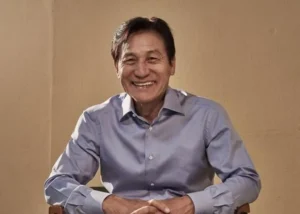 Aktor Legendaris Ahn Sung Ki Dilarikan ke RS dalam Kondisi Kritis