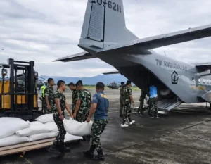 TNI AL Salurkan Bantuan Bencana ke Takengon Provinsi Aceh