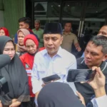Eri Cahyadi Bantu Pasutri Ojol