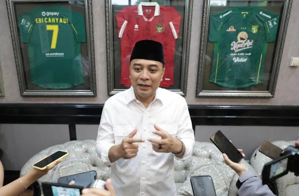 Wali Kota Eri Larang Bangunan dan Parkir di Tepi Sungai