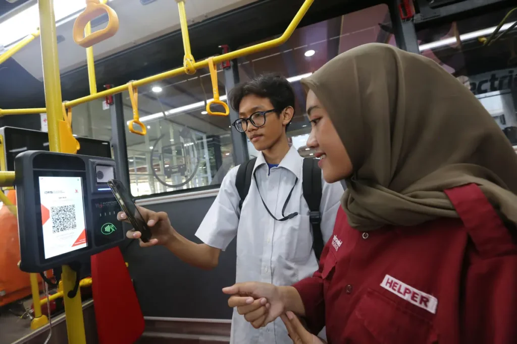 Surabaya Siapkan Transportasi Publik Terintegrasi dengan Kampus