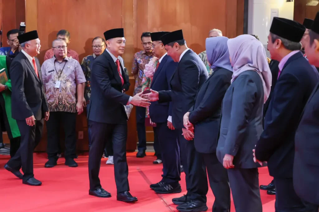 Rotasi 78 Pejabat Pemkot Surabaya, Eri Cahyadi Tekankan Kinerja Cepat