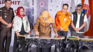 Khofifah Resmikan Gedung Gerha Majapahit BPBD Jatim di Sidoarjo