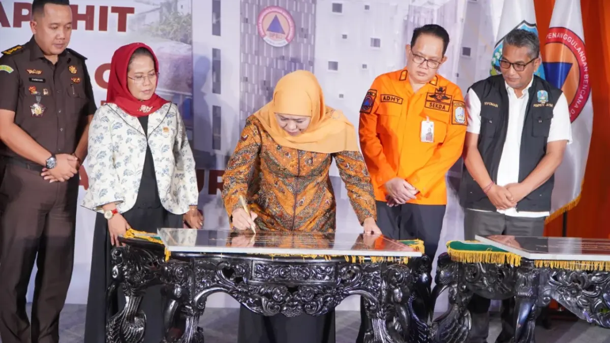 Khofifah Resmikan Gedung Gerha Majapahit BPBD Jatim di Sidoarjo