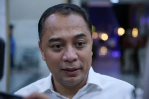 Parkir Non Tunai Surabaya Diperketat, Eri Cahyadi: Jukir Wajib Punya Rekening