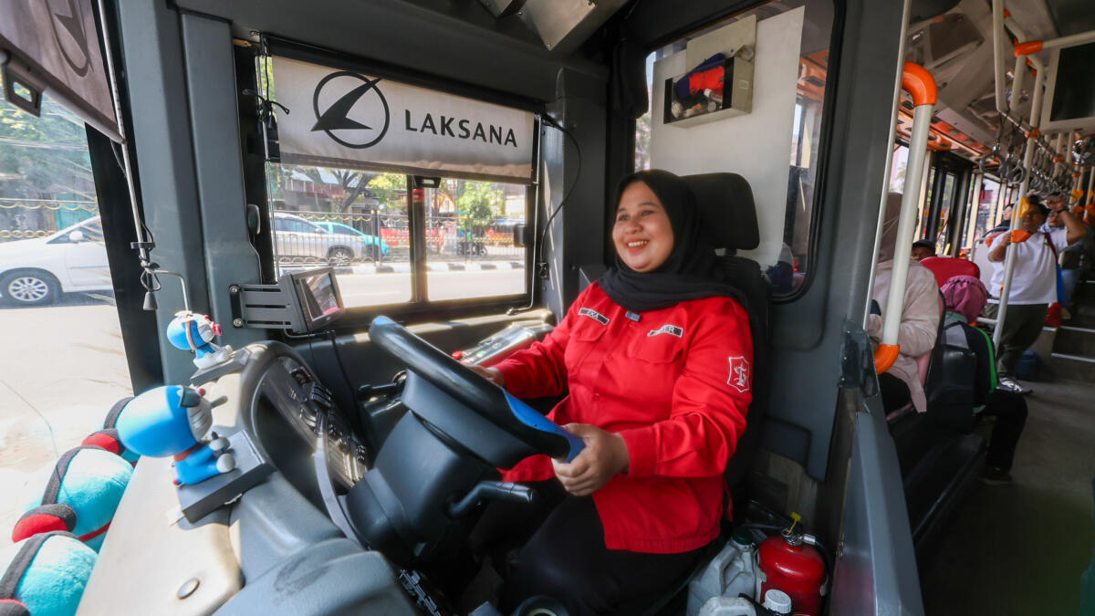 Kisah Eka, Sopir Perempuan Suroboyo Bus di Surabaya yang Menginspirasi di Hari Kartini