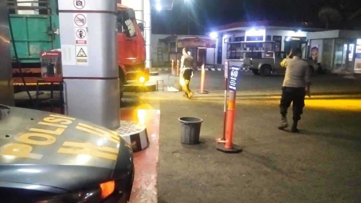 Polsek Kertosono Intensifkan Patroli Blue Light di SPBU