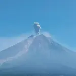 Gunung Semeru Kembali Erupsi, Kolom Abu Mencapai 1.200 Meter