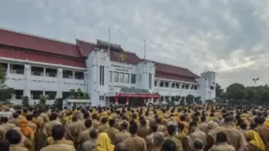 Kabar Baik, Pemkot Surabaya Pastikan Gaji ke-13 ASN Cair