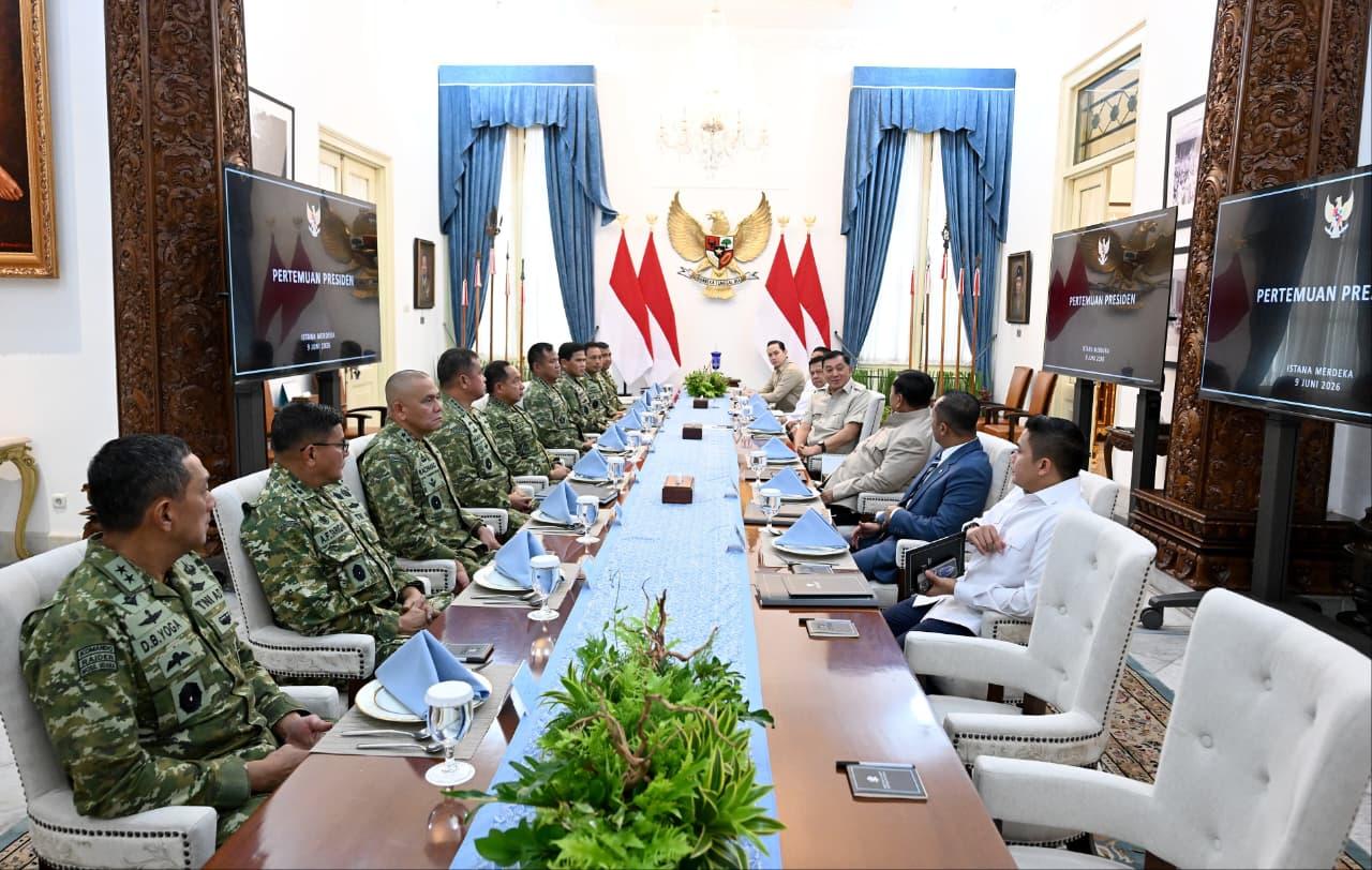Program Strategis TNI Jadi Fokus Pertemuan Prabowo dengan Panglima dan Kepala Staf