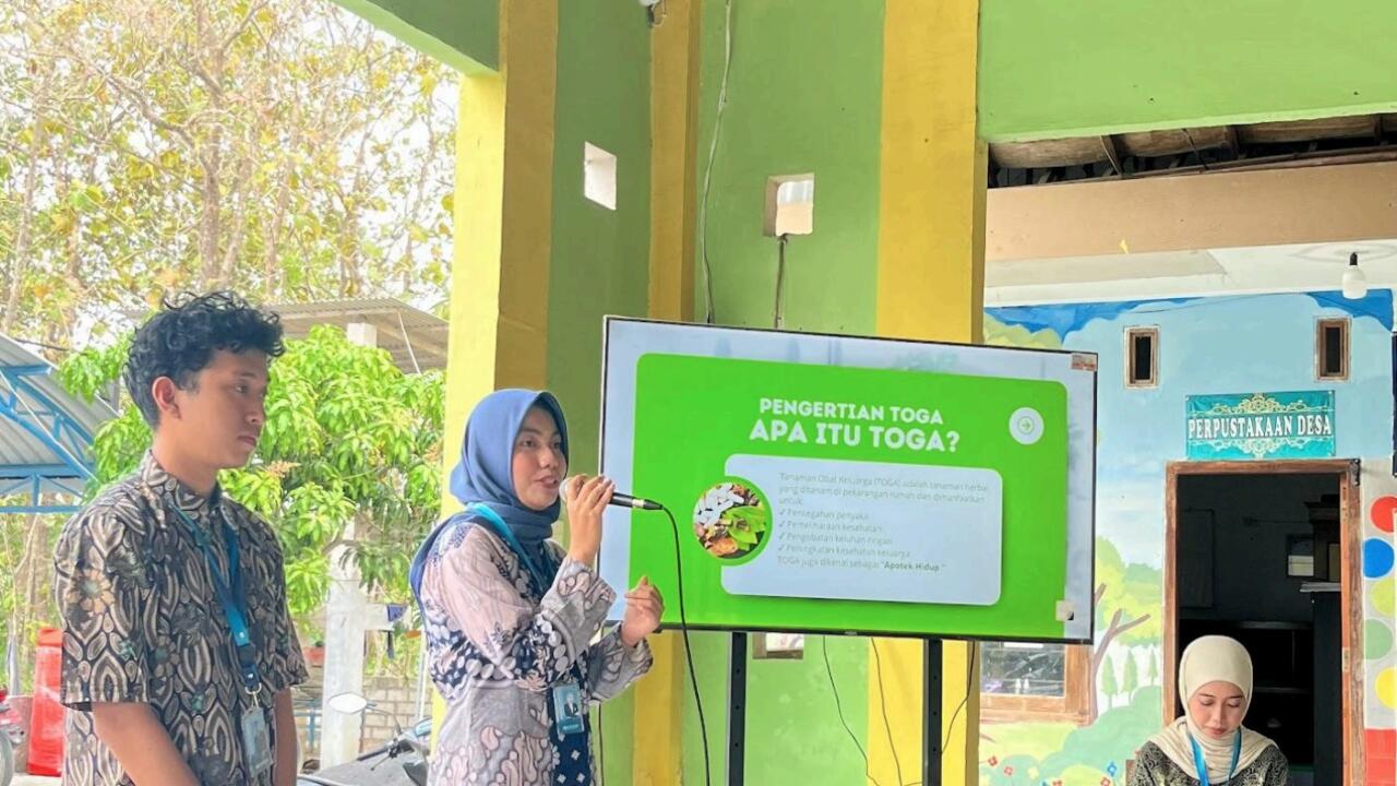 Mahasiswa Universitas Negeri Malang Dorong Pemanfaatan Toga melalui Program Jakun Sigar di Desa Bulumargi