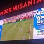Ribuan Warga Jember Nobar Final Piala Dunia 2026 Bersama Gus Fawait di Alun-Alun