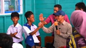 Wamendikdasmen Tinjau MPLS Ramah di SMP Maritim Mola Wakatobi, Murid Belajar dengan Fasilitas Lebih Baik