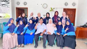 KKN Umla Dampingi Kegiatan Posyandu Balita di Desa Sendangagung Lamongan