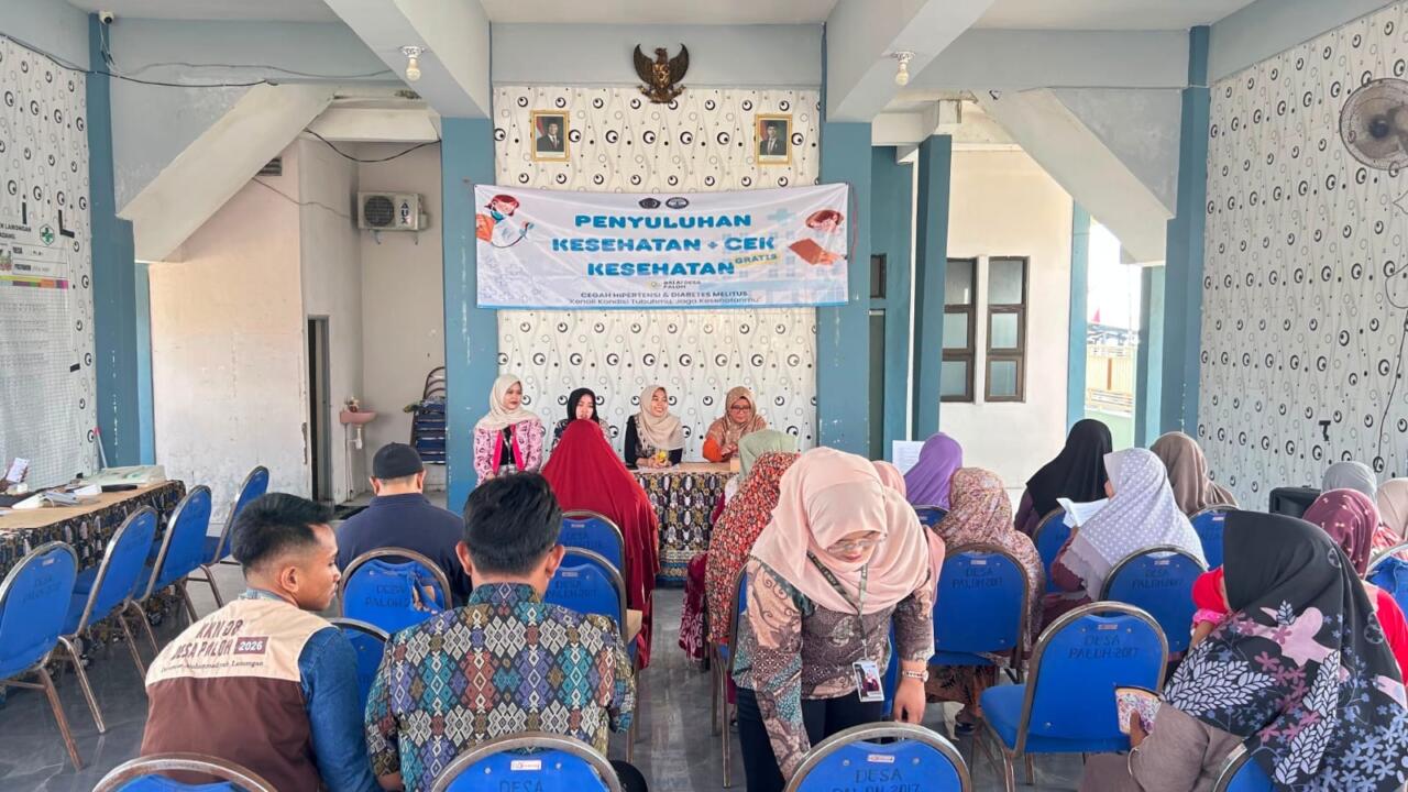 KKN Umla Gelar Cek Kesehatan Gratis untuk Warga Desa Paloh Paciran