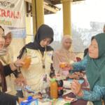 Mahasiswa KKN Umla Edukasi Ibu PKK Desa Kranji Manfaatkan Bunga Telang sebagai TOGA