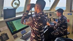 Hari Ketiga, TNI AL dan Tim Gabungan Perluas Pencarian 5 Jurnalis di Selat Sunda